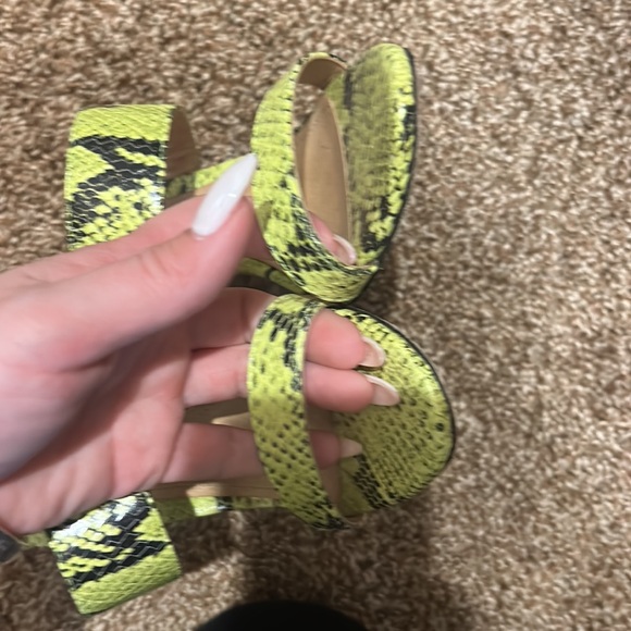 Schutz Neon Yellow Snake Print Leather Open Toe Heels - Picture 9 of 9